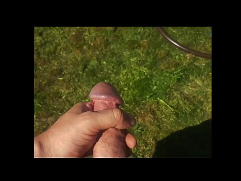 ❤️ Horúca kočka si nechá jebnúť ružovú kundičku a vystrieka sa so squirtom v letnej záhrade ❤️❌ Porno vk na sk.pornovore.ru ❌️